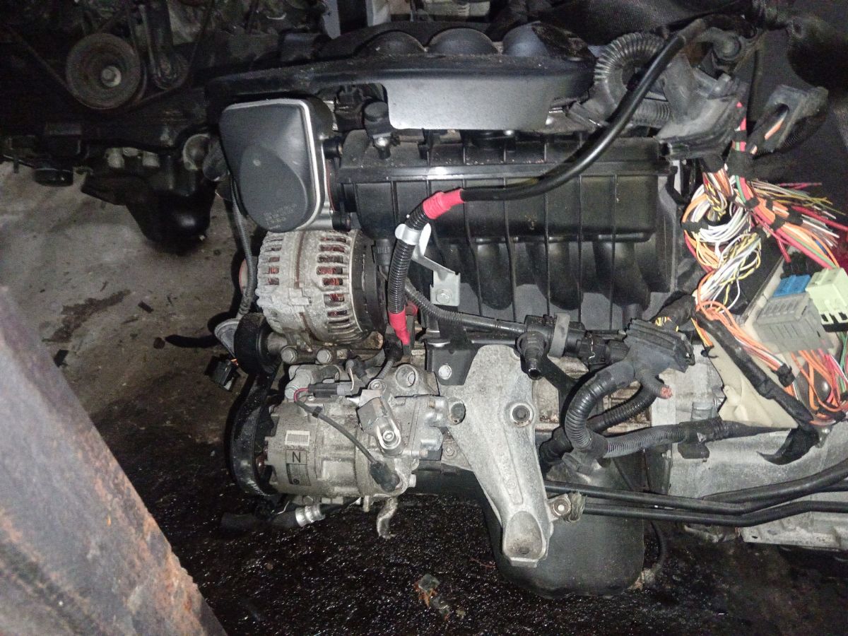 Двигатель на Bmw 3-Series E90-VA76 N46B20BA Фото 2