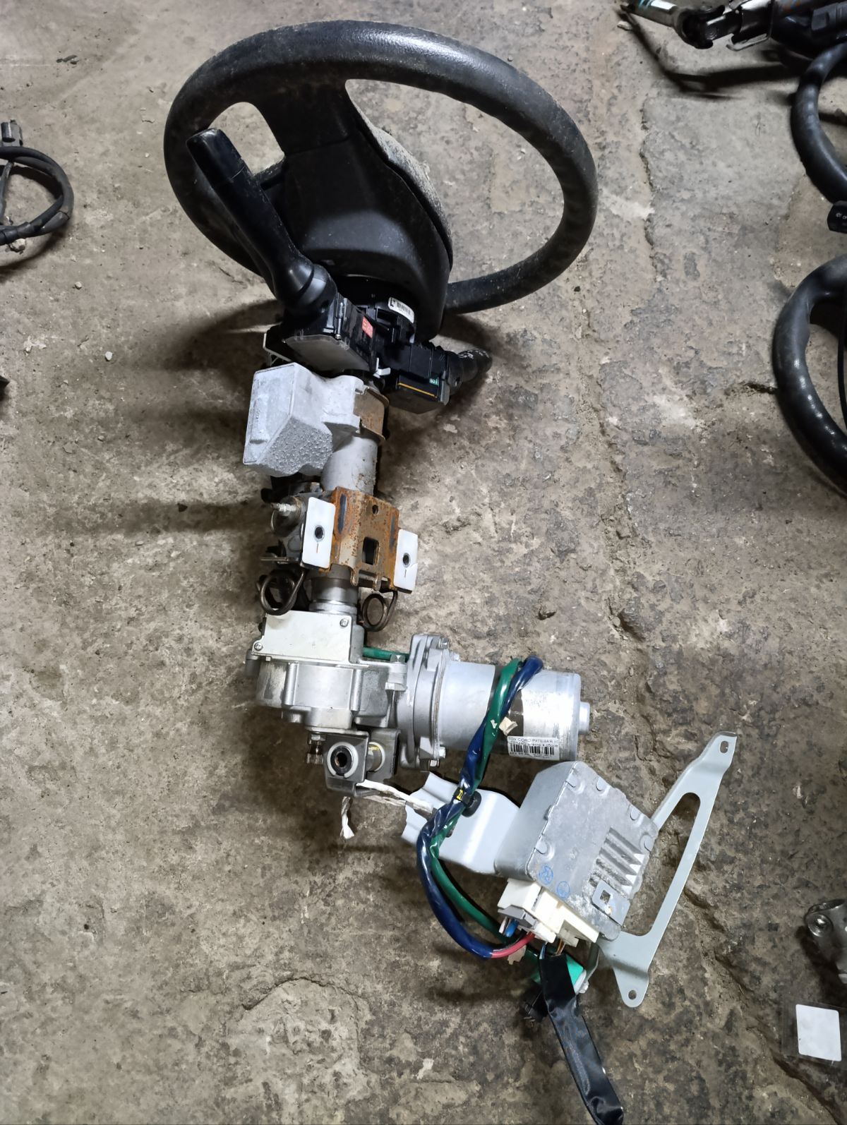 Рулевая колонка на Toyota Corolla Fielder NZE144G Фото 4