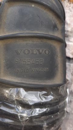 Датчик расхода воздуха на Volvo V70 LW Фото 4