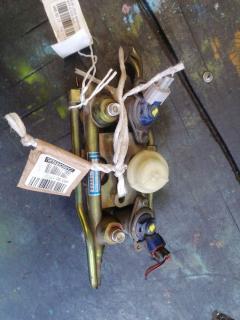 Форсунка инжекторная на Subaru Legacy Wagon BP5 EJ20X Фото 3