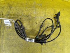 Датчик ABS на Nissan Fuga Y50 VQ25DE 47910-EG000, Переднее расположение