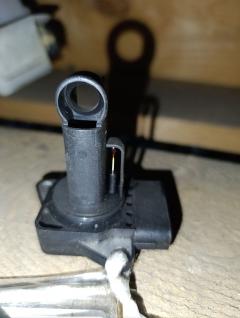 Датчик расхода воздуха 22680-AA310, DK-AF198 на Subaru Legacy BL5 EJ20X Фото 2