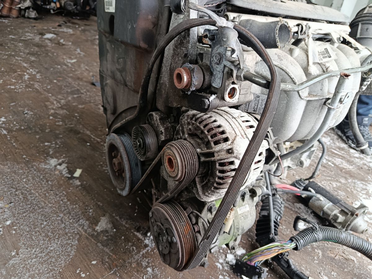 Двигатель на Volvo V70 SW B5244S Фото 7