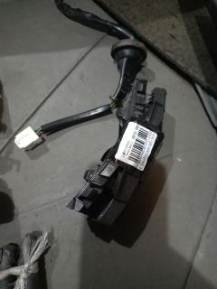 Крепление бампера на Honda Insight ZE3 Фото 3