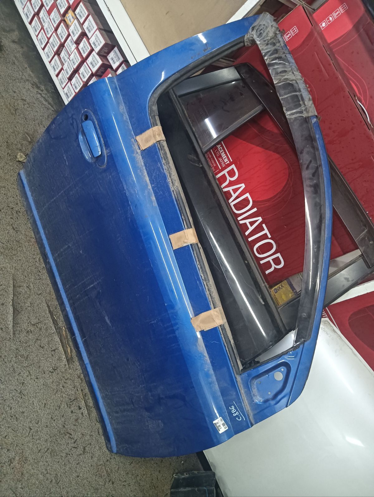 Дверь боковая на Toyota Vitz SCP10 Фото 3