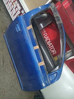 Дверь боковая на Toyota Vitz SCP10 Фото 3