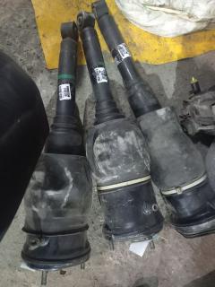 Стойка амортизатора 48010-50110 на Toyota Celsior UCF31 3UZ-FE Фото 7