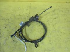 Тросик стояночного тормоза на Toyota Probox NCP51V 1NZ-FE 46420-52110  46420-52111, Правое расположение