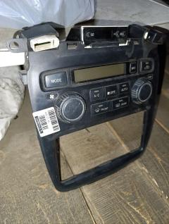 Блок управления климатконтроля 84010-48190 на Toyota Kluger MCU25W 1MZ-FE Фото 4