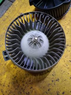 Мотор печки 87103-30380, 87103-51010 на Toyota Harrier MCU15W Фото 4