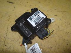 Моторчик заслонки печки 063700-7051 на Toyota Harrier MCU15W 1MZ-FE Фото 1