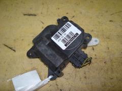 Моторчик заслонки печки 063700-7051 на Toyota Harrier MCU15W 1MZ-FE Фото 1