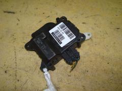 Моторчик заслонки печки 063700-7051 на Toyota Harrier MCU15W 1MZ-FE Фото 1