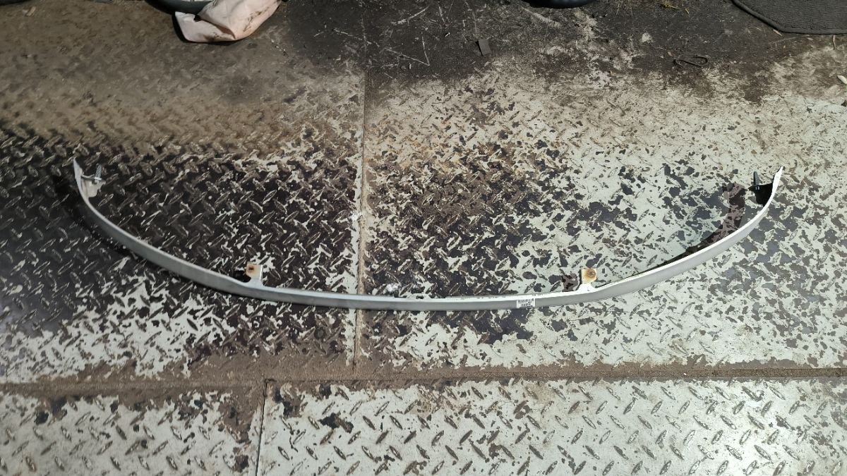 Планка под фару 53903-52900 на Toyota Probox NCP51V Фото 3