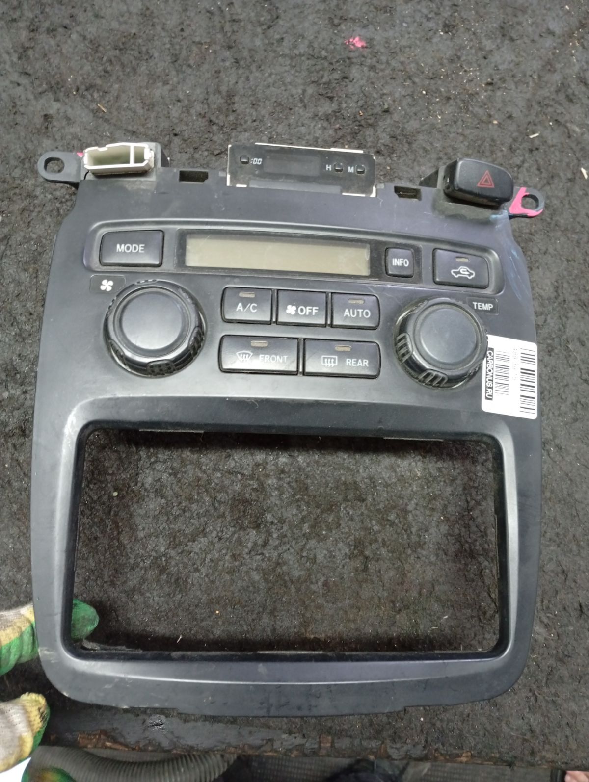 Блок управления климатконтроля 84010-48190 на Toyota Kluger MCU25W 1MZ-FE Фото 6