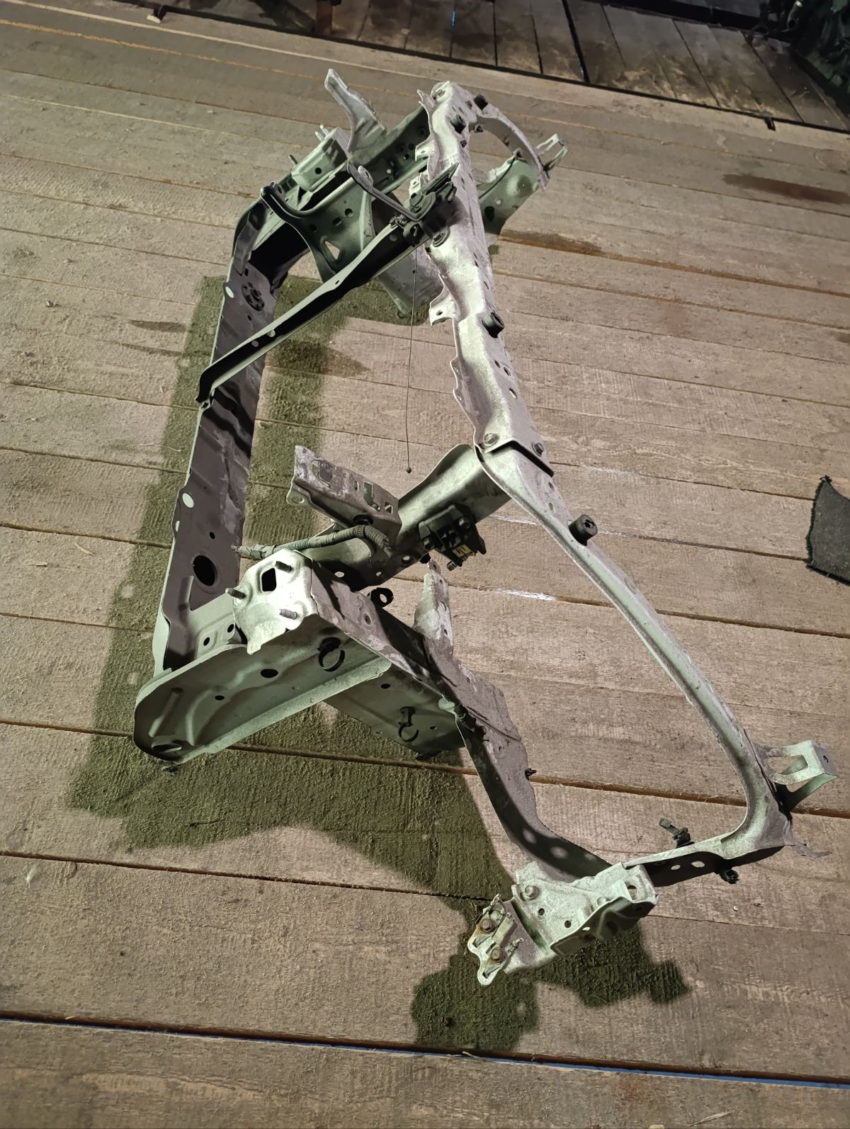 Телевизор на Toyota Wish ZGE20G 2ZR-FAE Фото 14