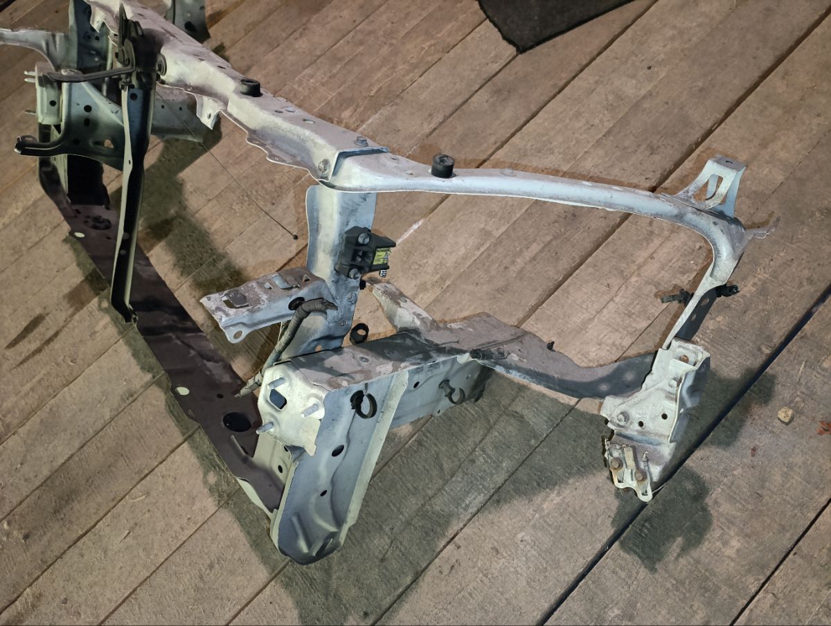 Телевизор на Toyota Wish ZGE20G 2ZR-FAE Фото 4