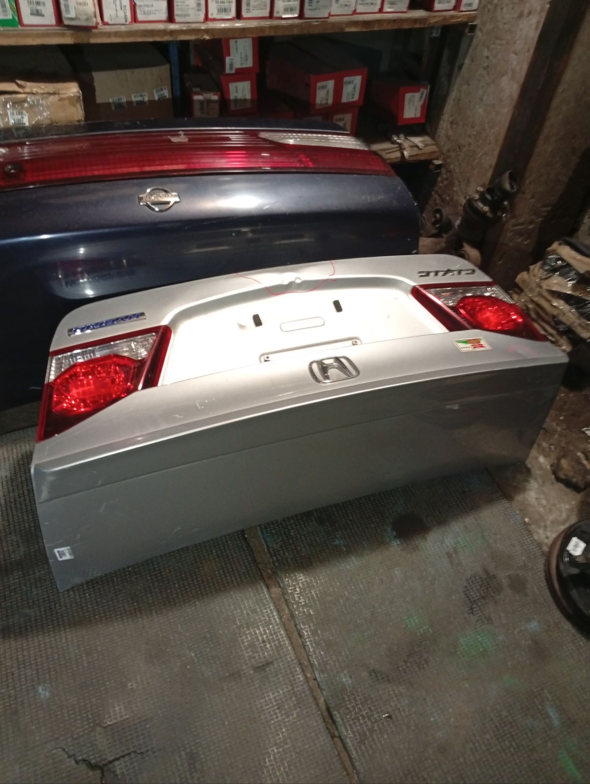 Крышка багажника P8408 P8408 на Honda Civic Hybrid FD3 Фото 5