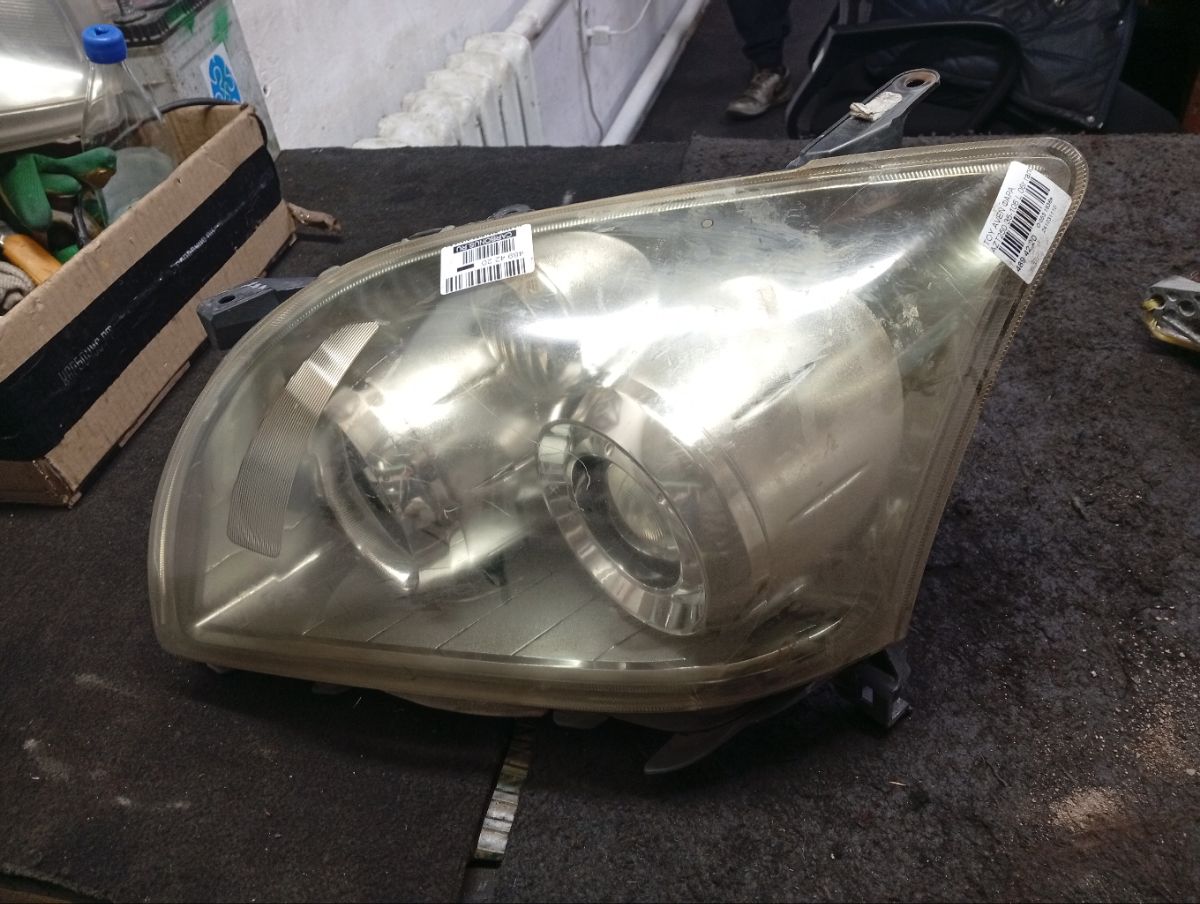Фара 35-106 35-106 на Toyota Avensis AZT250 Фото 4