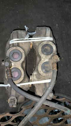 Суппорт на Toyota Celsior UCF31 3UZ-FE Фото 3