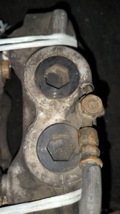Суппорт на Toyota Celsior UCF31 3UZ-FE Фото 4