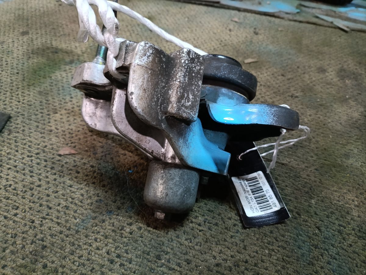 Подушка двигателя на Honda Mobilio Spike GK1 L15A Фото 4