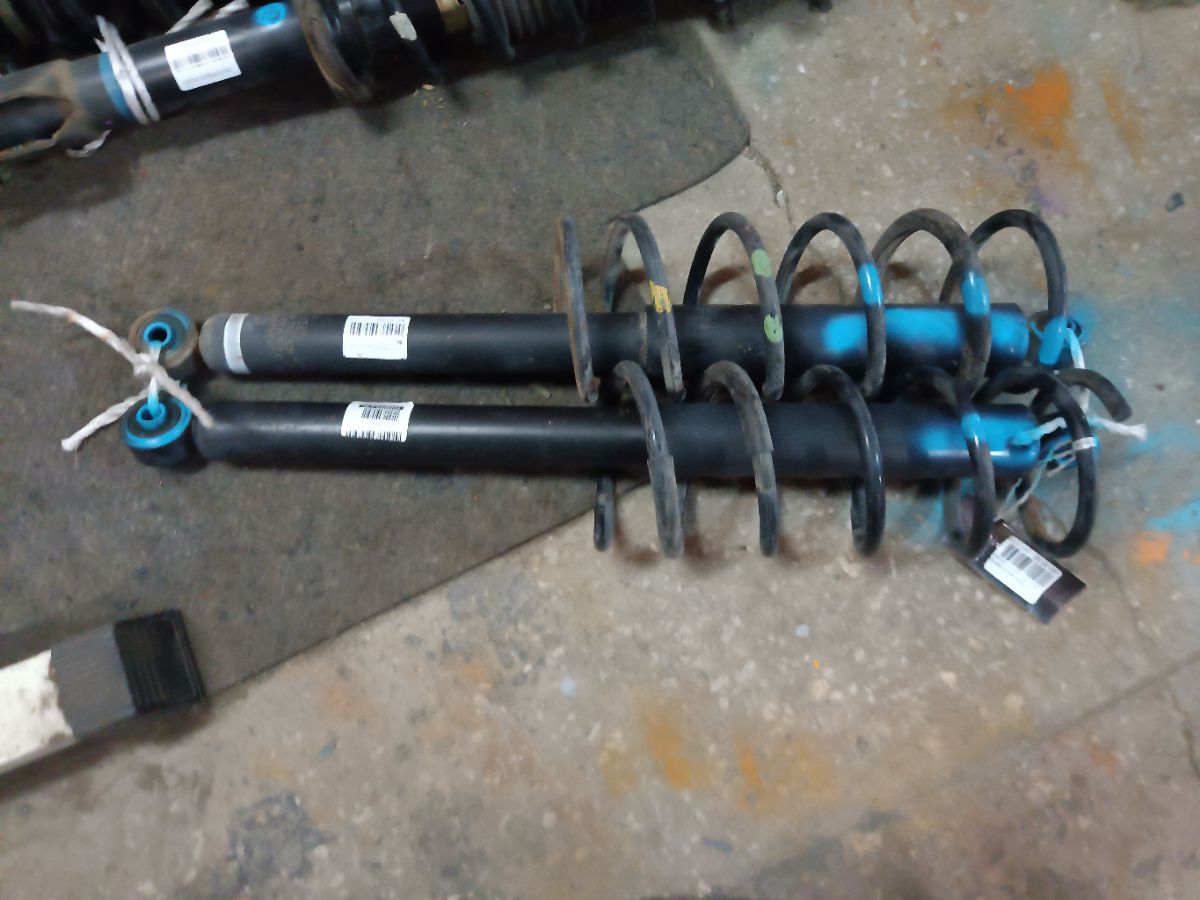 Амортизатор 104549, 27-J58-A, 312 947, 343406, 348039, 42039536SX, 48531-B1040, 48531-B1040A, 48531B1030, 48531B1043, 48531B1110, 48531B1111, 48531B1112, 48531B1113, 48531B1120, 48531B1121, 48531B1122, 48531B1123, 48531B1150, 48531B1151, 48531B1152, 48531BZ440, 48531BZ440L, 854S0595, CR-003-7306, CR-003R-QNC10, CR8859, D33665, DF343406, E20073, G1146, G12417LR, MA60012, MJ60012, MM60012, N5526010G, NSF1054, SJ-003-7306, SST0137, ST-003-7306, ST-003R-QNC10 на Toyota Passo QNC10 Фото 2