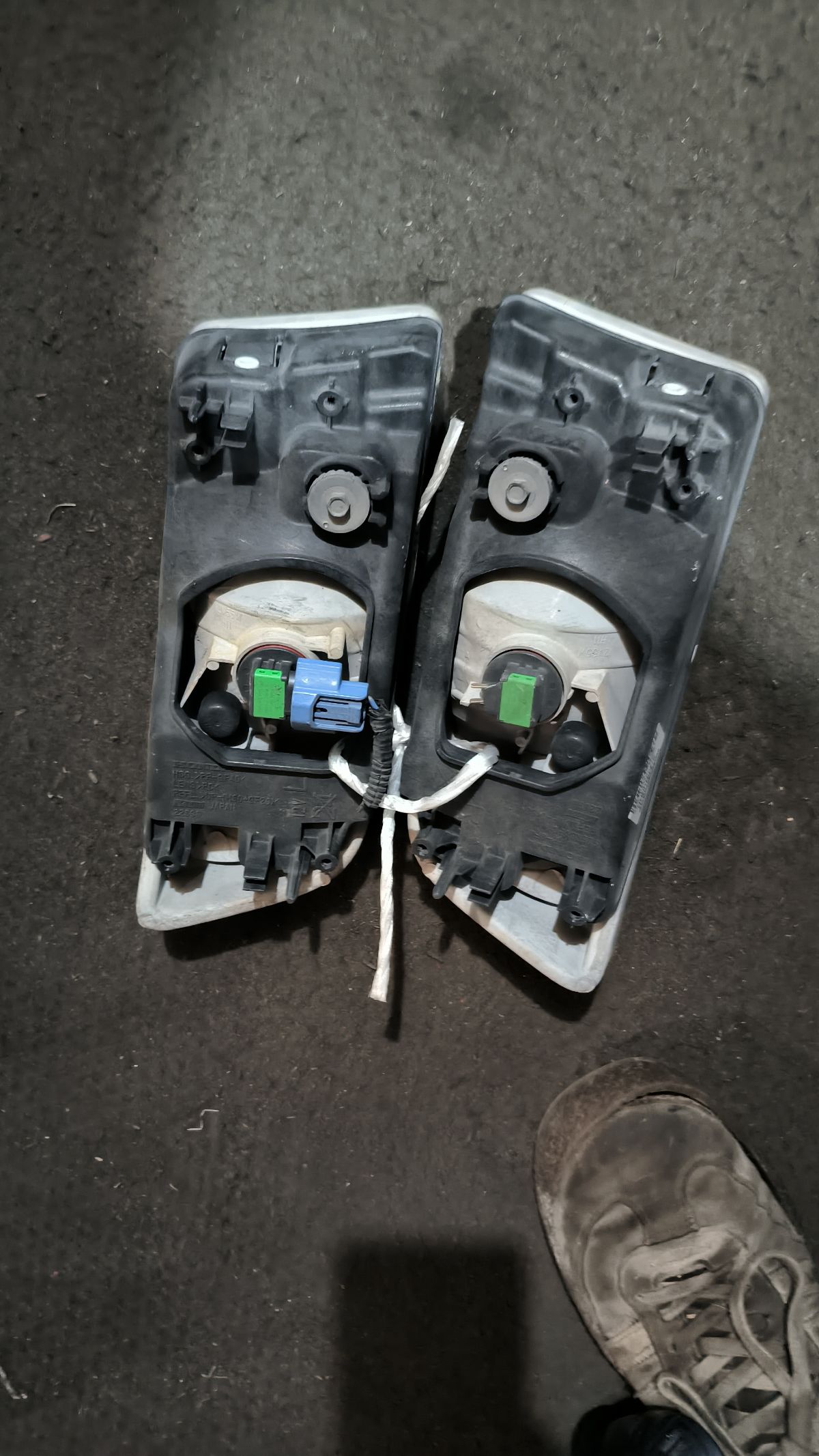 Туманка бамперная 114-22698 114-22698 на Honda Elysion RR1 Фото 3