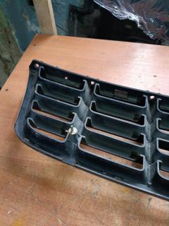 Решетка радиатора на Cadillac Seville Фото 11