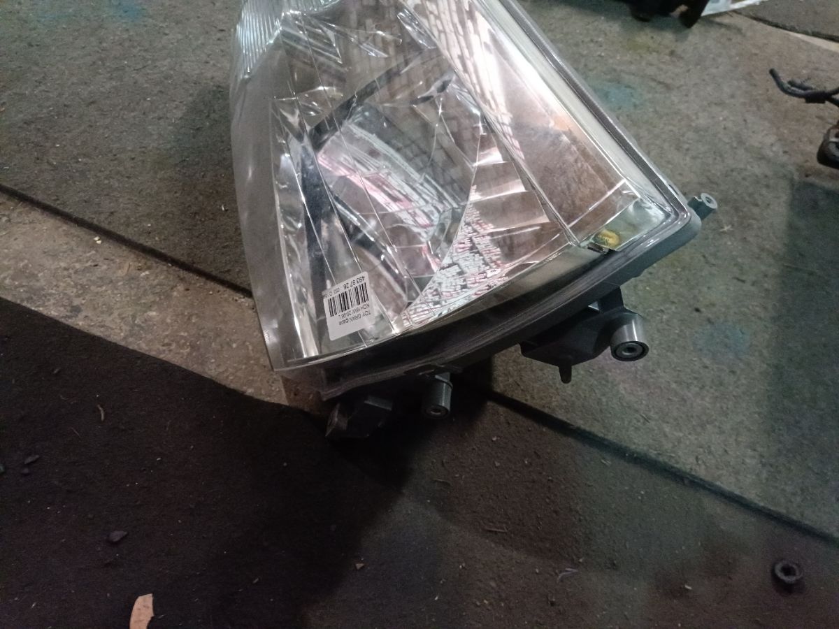 Фара 26-96 26-96 на Toyota Grand Hiace KCH16W Фото 5