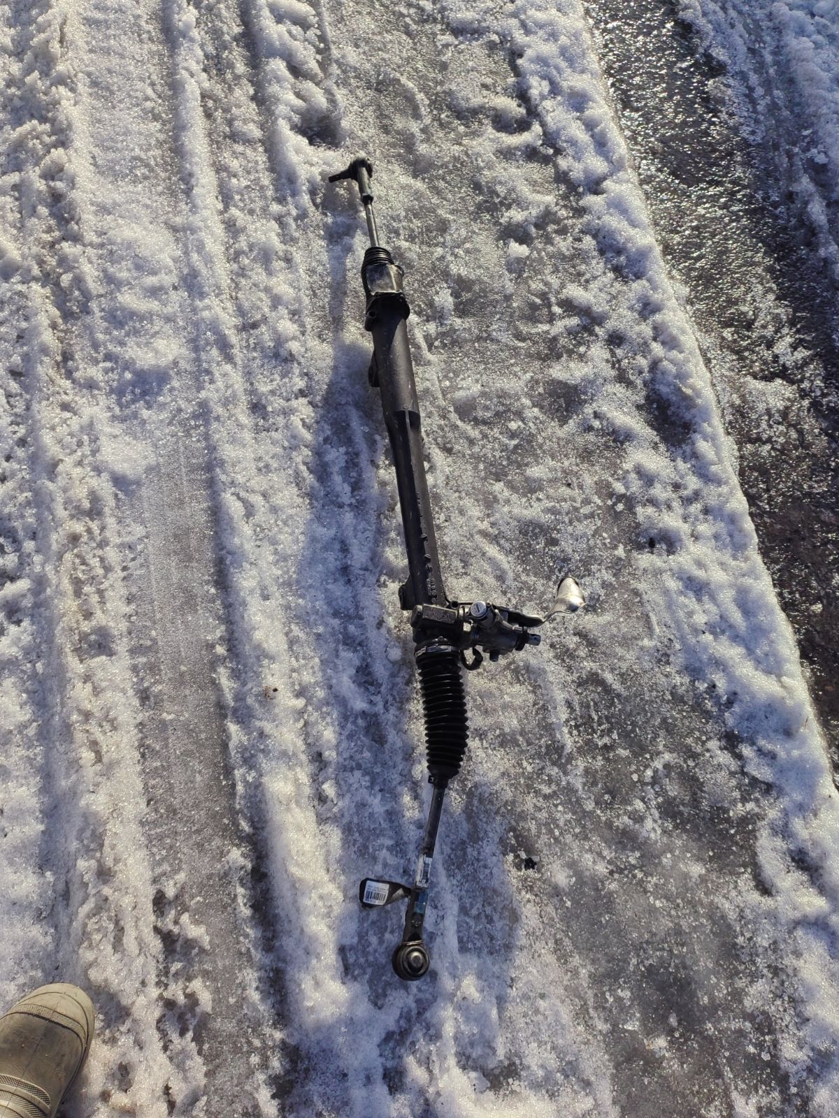 Рулевая рейка 2GS8701C, 7L6422055H, 7L6422061H, 7L6422061M, 7L6422061MX, 7L6422062A, 7L6422062AX, 7L6422062L, 7L6422062S, 7L6422062SX, 7L6422063B, 7L6422063BX, CR-043-VW-T-7L, DSR2159L, JRP1034, KS01000885, R24811NW, SR22174 на Porsche Cayenne 9PA M48 Фото 8