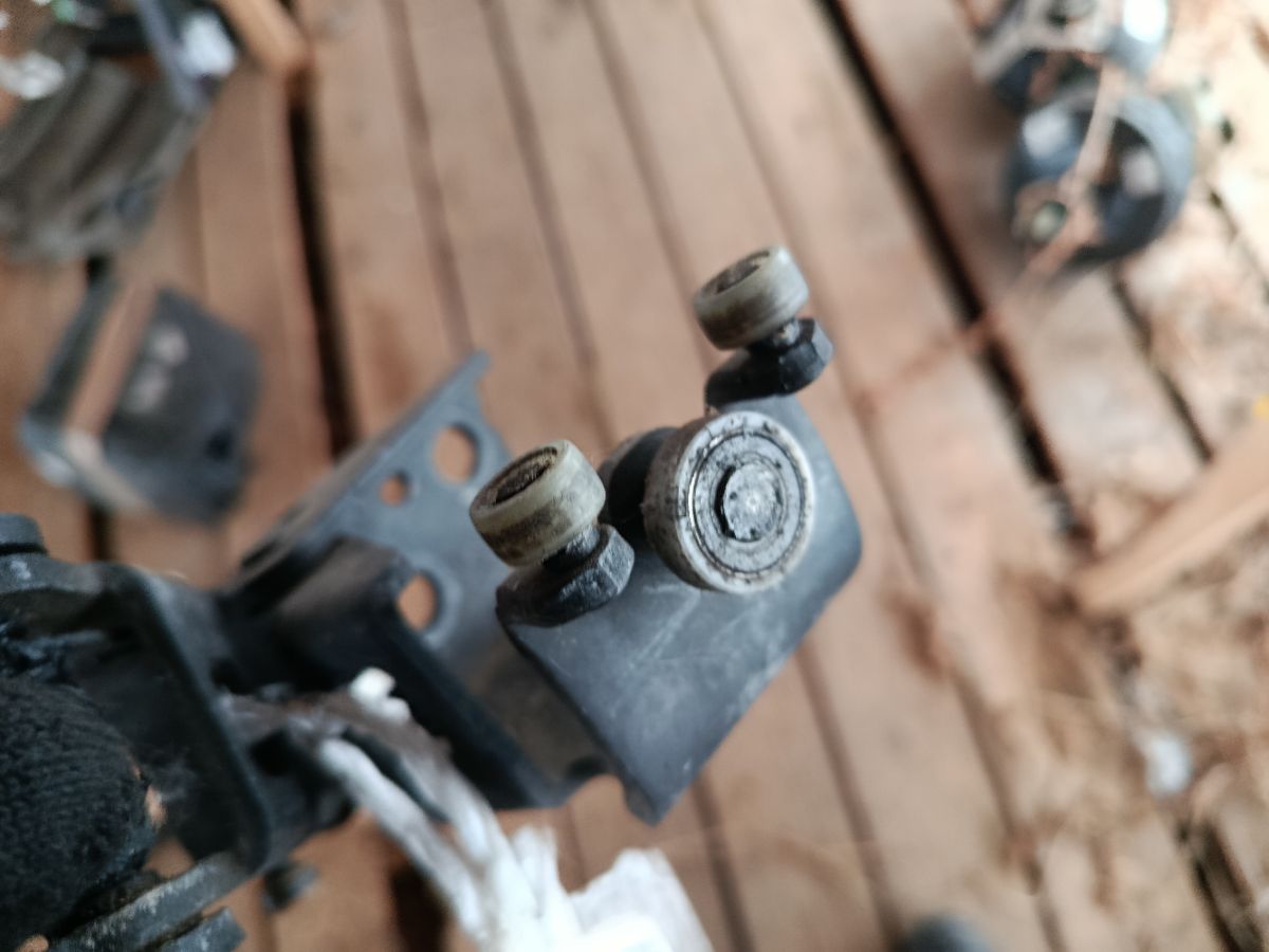 Ролик двери на Honda Freed GB3 Фото 3