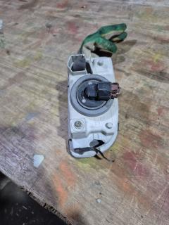 Туманка бамперная 60-68 60-68 на Toyota Grand Hiace VCH10W Фото 8