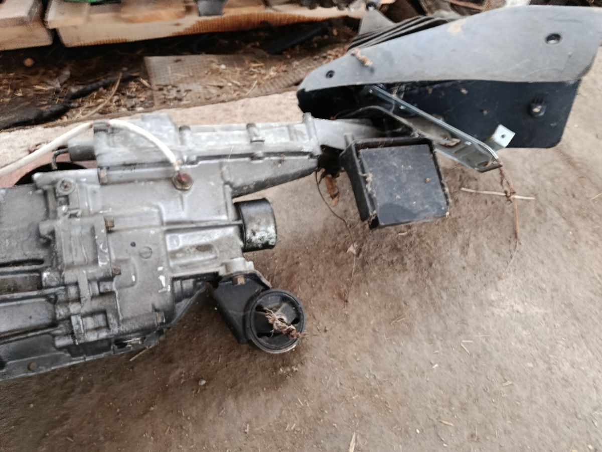 КПП механическая MD979501 на Mitsubishi Pajero Mini H53A 4A30 Фото 8