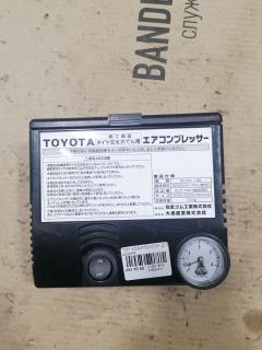 Компрессор для колес на Toyota