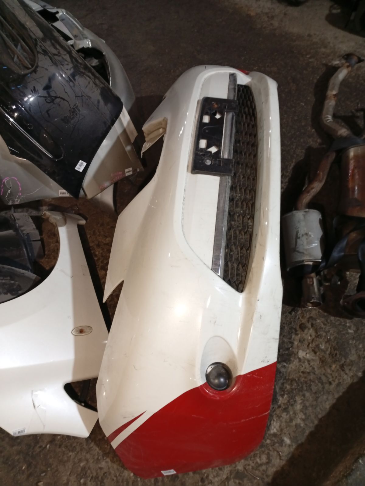 Бампер 62022-3NA0H на Nissan Leaf AZE0 Фото 12