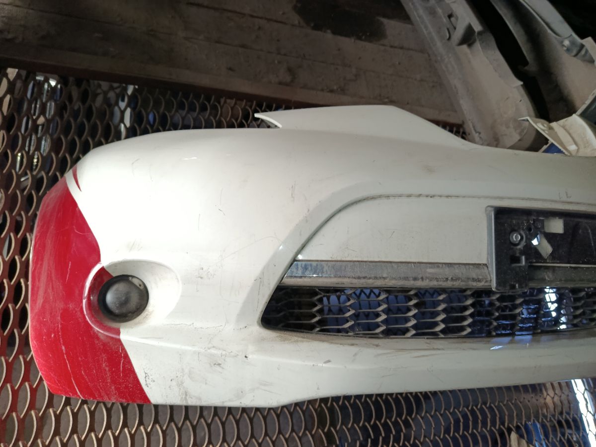 Бампер 62022-3NA0H на Nissan Leaf AZE0 Фото 4