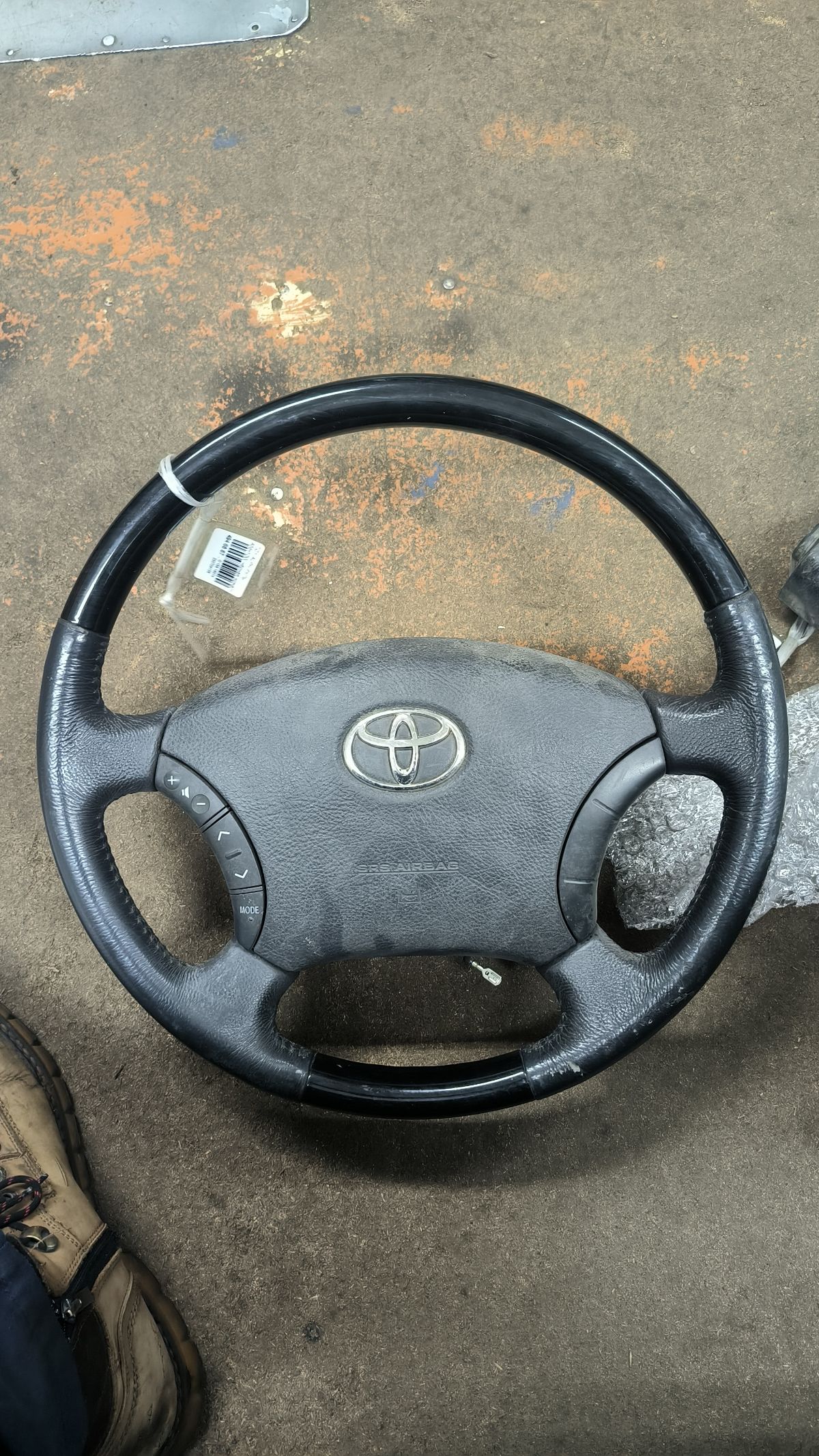 Руль на Toyota Alphard ANH10W Фото 4