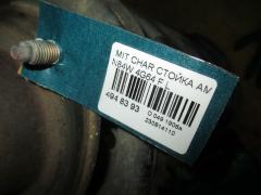 Стойка амортизатора на Mitsubishi Chariot Grandis N84W 4G64 Фото 2
