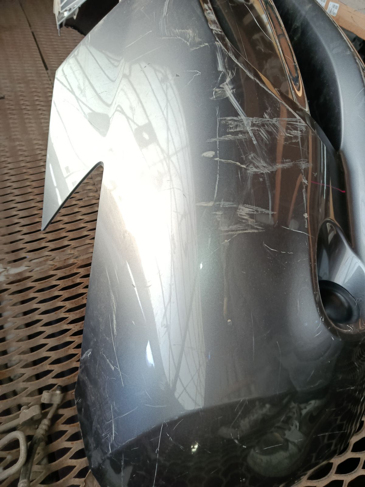 Бампер 62022-3NA0H на Nissan Leaf AZE0 Фото 8