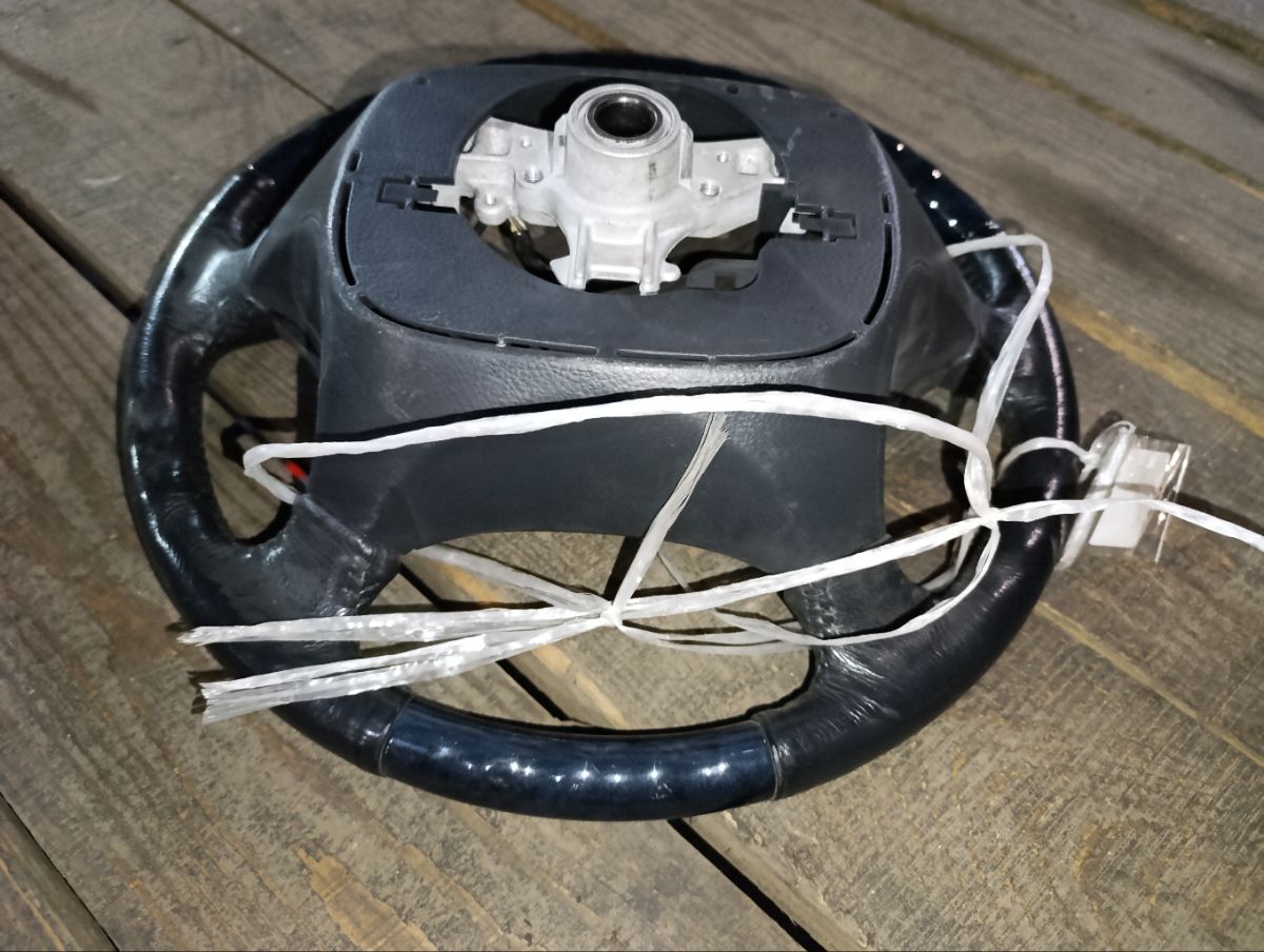 Руль на Toyota Alphard ANH10W Фото 11