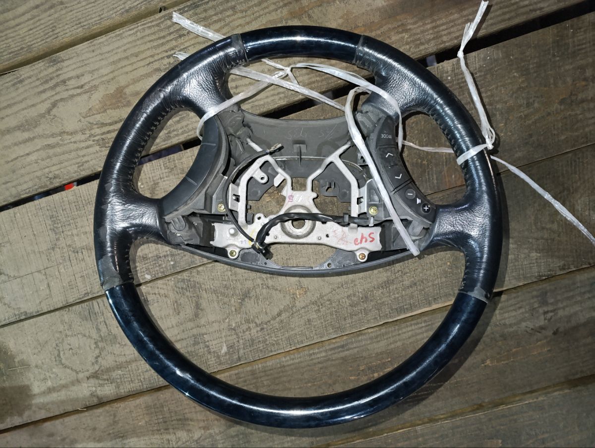 Руль на Toyota Alphard ANH10W Фото 3