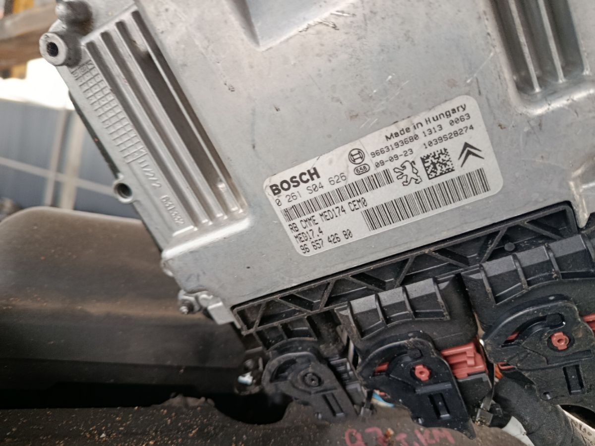 Двигатель на Peugeot 308 VF34 EP6DT Фото 24