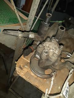 Насос гидроусилителя на Nissan Cedric CBJY31 VG20P Фото 3