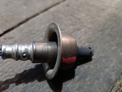 Лямбда-зонд 211200-2490 на Honda Stream RN6 R18A Фото 3