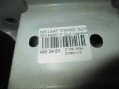 Планка телевизора на Nissan Leaf ZE0 EM61 Фото 2