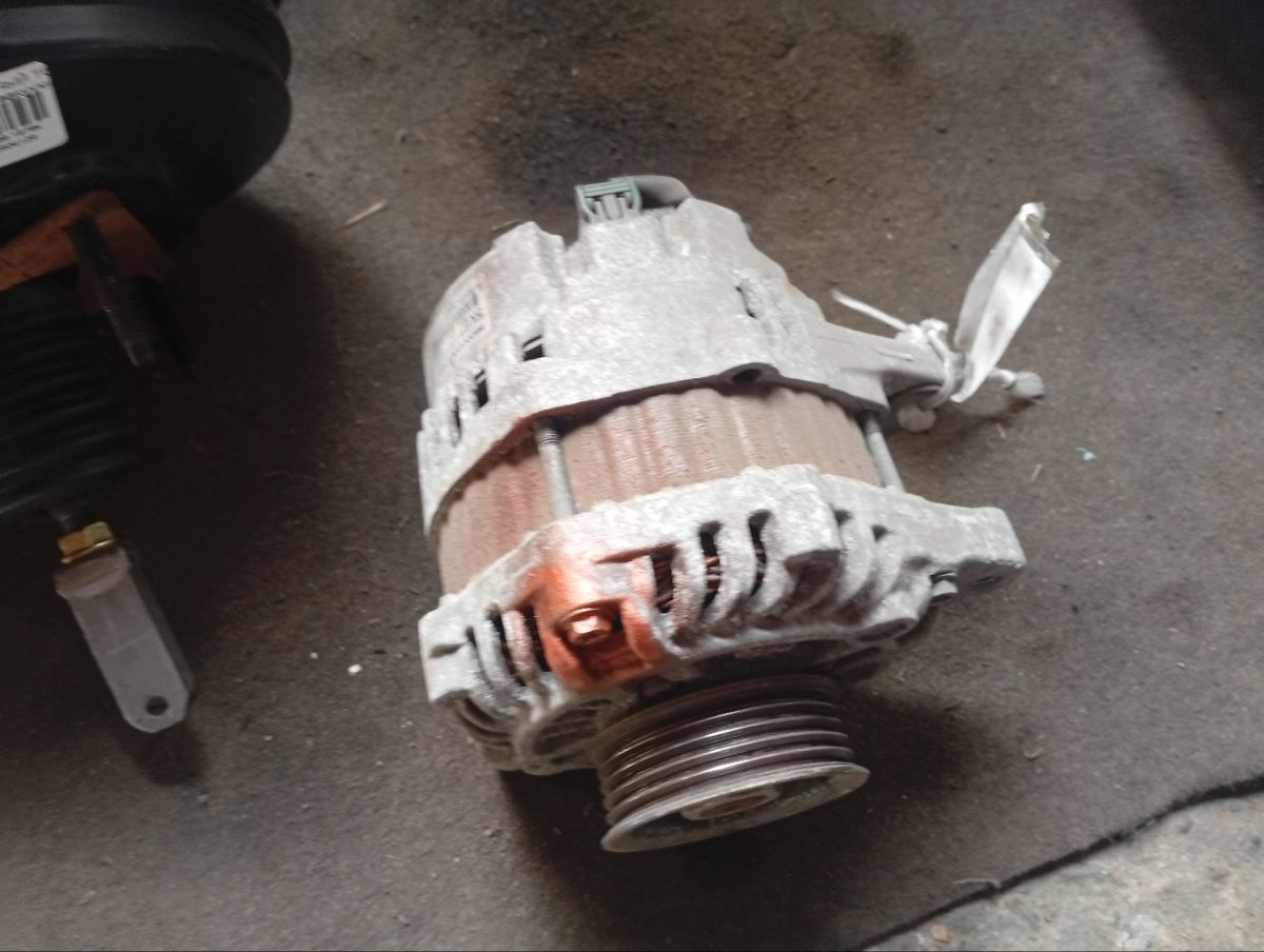 Генератор AHGA77 A5TJ0091 на Honda Fit GE6 L13A Фото 3