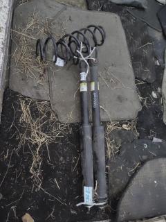 Пружина на Toyota Ractis NCP120 Фото 9