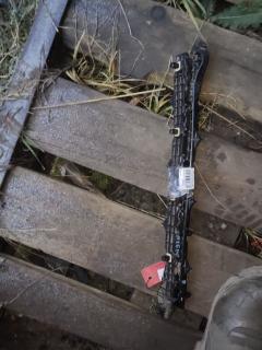 Крепление бампера 52576-13060 на Toyota Corolla Fielder NZE141G Фото 4