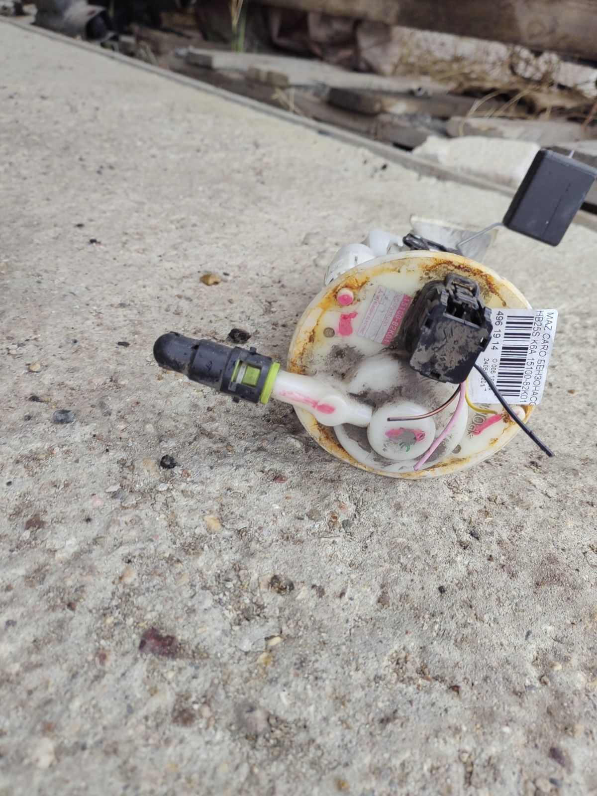 Бензонасос 15100-82K01 на Mazda Carol HB25S K6A Фото 4